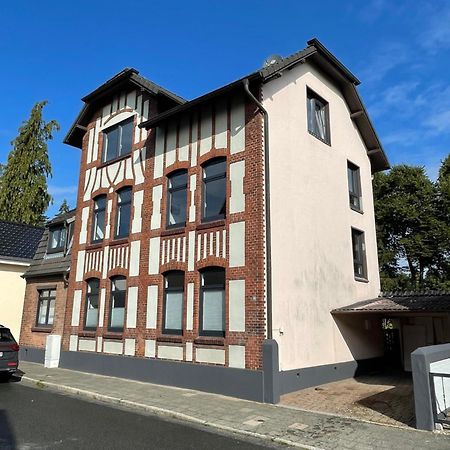 Studioappartement Mit Privatgarten In Ruhiger Wohnsiedlung Neumünster Екстериор снимка